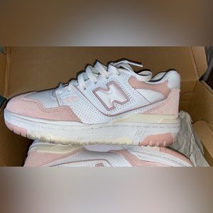 I am selling my New Balance 550’s